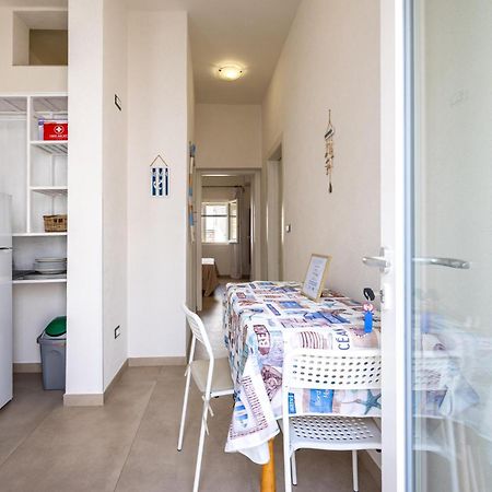 La Casa Di Zia Dedera Leilighet Torre Santa Sabina Eksteriør bilde